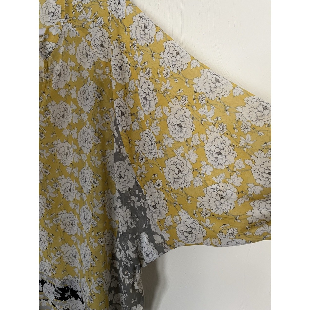 CAbi Size XL Amelia Gather Yellow Gray Floral Spring Blouse Top - Picture 4 of 10